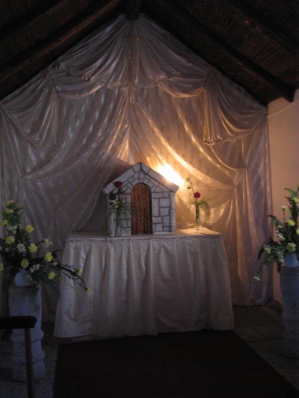 img_5408.jpg - Chiesa di Toconao, altare alla Pacha Mama